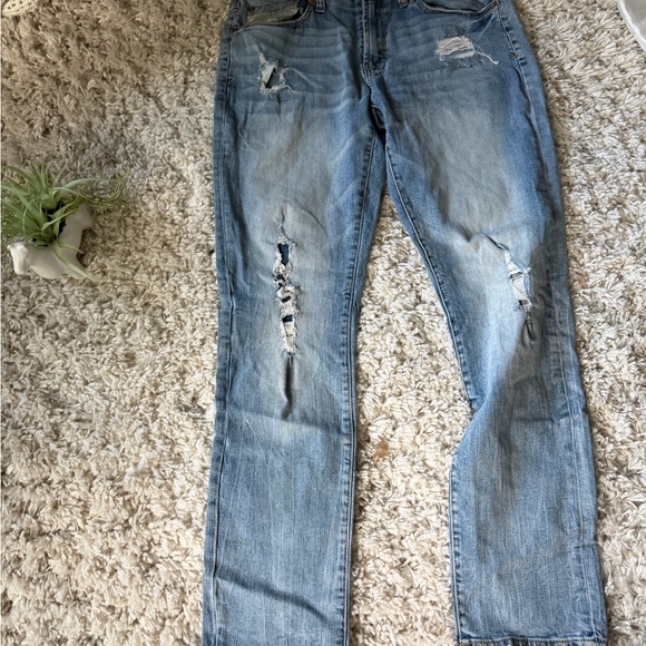 U.S. Polo Assn. Light Blue Boyfriend Distressed Jeans - Picture 4 of 8